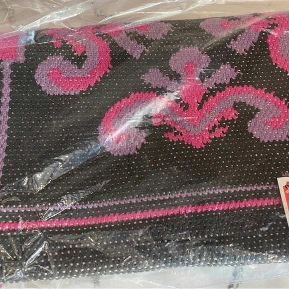 Opalhouse Designed with Jungalow Rug 32” (L) x 20” (W) - Target - Picture 4 of 5